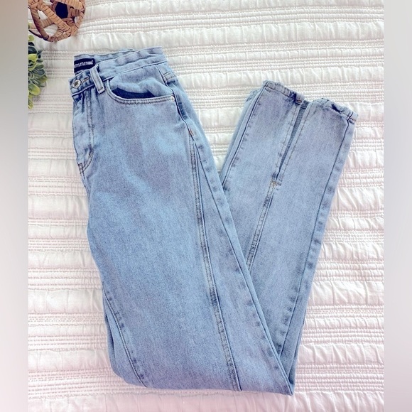 PrettyLittleThing Denim - Pretty Little Thing Split Front Hem Jeans Size 8
